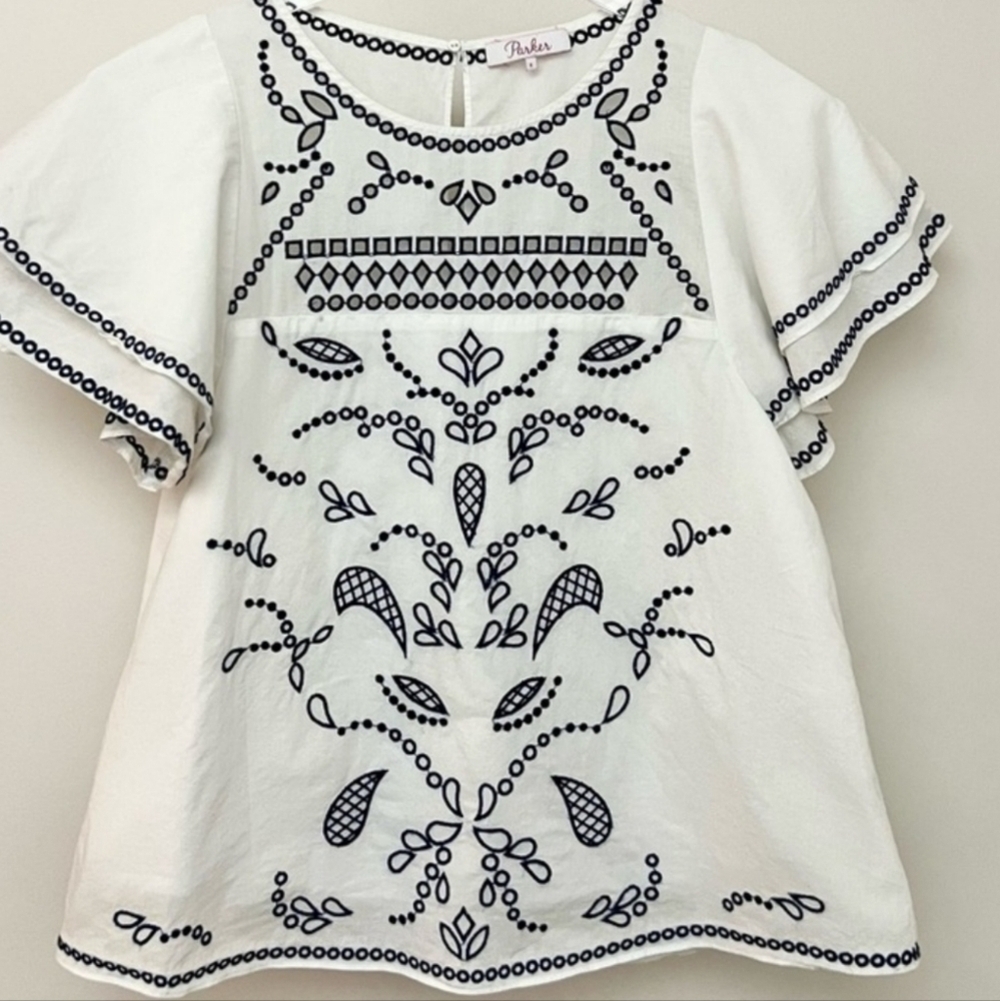 Parker White and Navy Eyelet Crochet Embroidered Cotton Top M